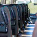 Sitzreihen von hinten